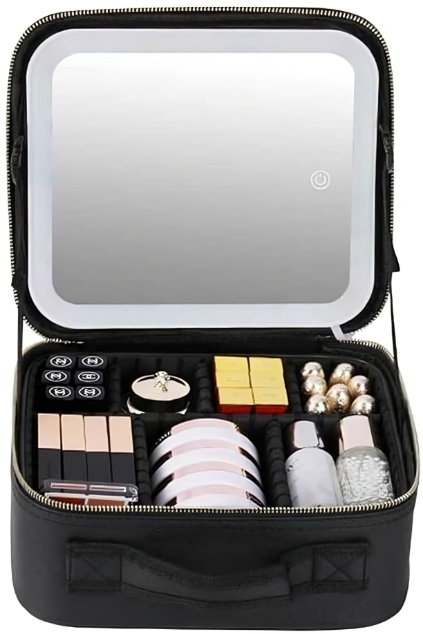 Cosmetiquera negra abierta con espejo LED encendido, compartimentos organizadores y brochas de maquillaje alrededor